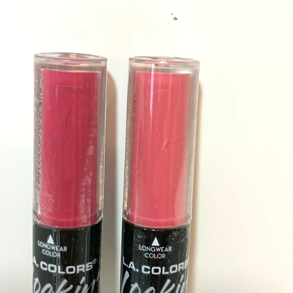 L.A. Colors Lockin'Lip Color 2 separate tubes - Picture 2 of 7